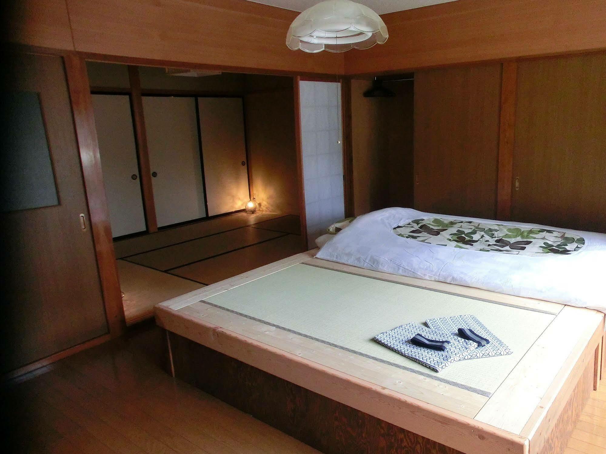 Takayama Ninja House Hotell Eksteriør bilde