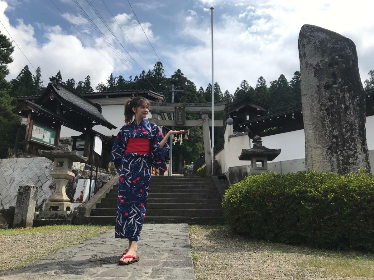 Takayama Ninja House Hotell Eksteriør bilde